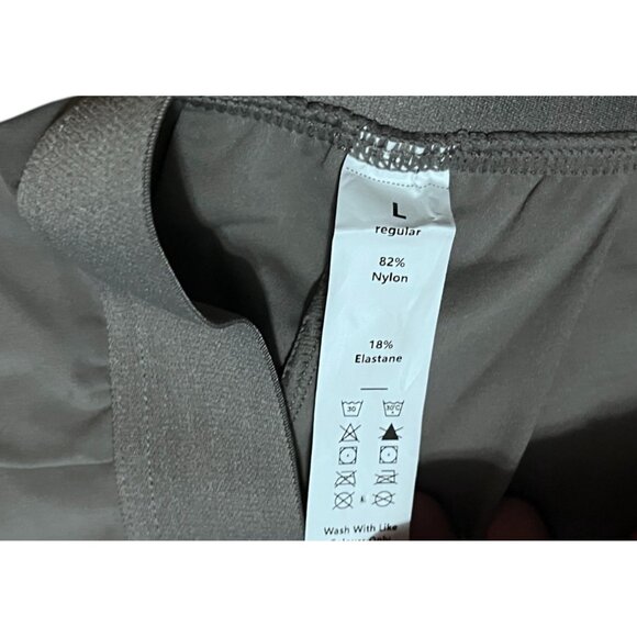 Halara Mid Rise Side Pocket Relax Resort Joggers Sz Large Womens Grey Pleated Fr - Picture 11 of 12